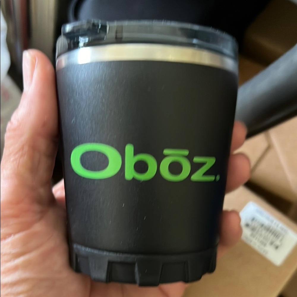 $45 New "BRUTREK" "Oboz" Black and Green Tumbler great coffee mug NEW ❤️